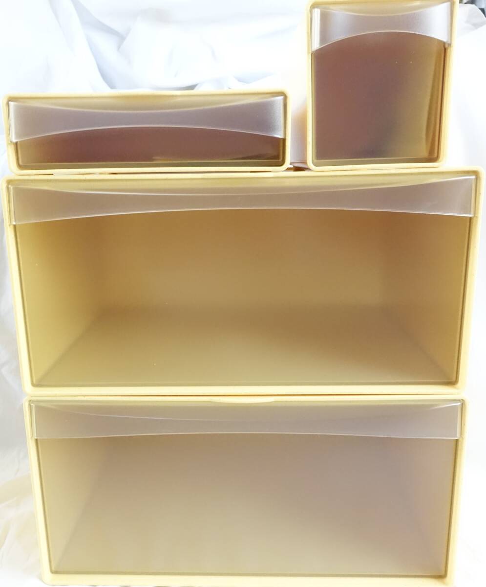 Yahoo!オークション -「タッパーウェア システムドロワー」の落札相場