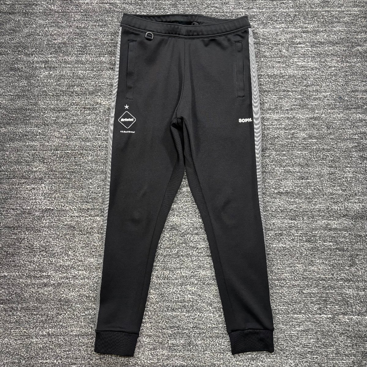 Yahoo!オークション -「fcrb training」(ボトムス) (男性用)の落札相場