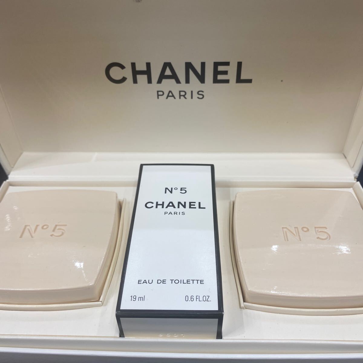 Yahoo!オークション -「シャネル香水19番」の落札相場・落札価格