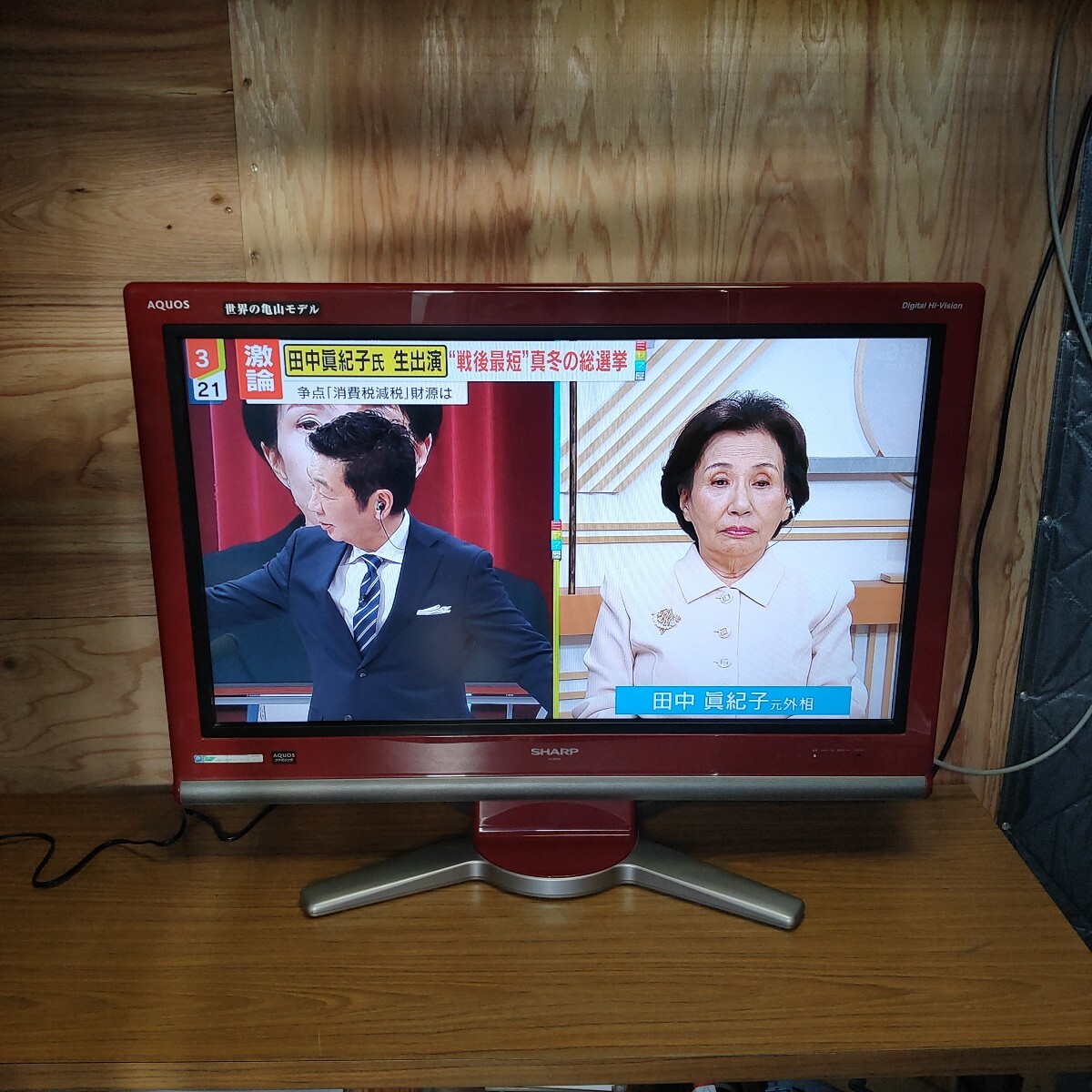 美品】AQUOS 32型テレビ 〜世界の亀山モデル(LC-32D10)｜Yahoo!フリマ