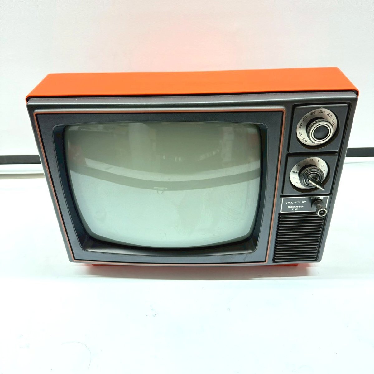 Yahoo!オークション -「サンヨー レトロ テレビ」の落札相場・落札価格