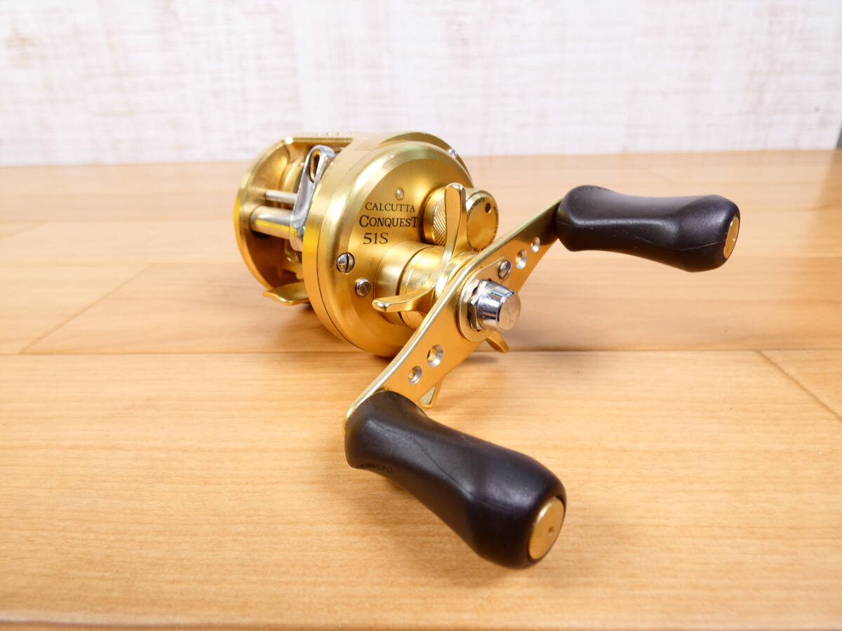 Yahoo!オークション -「カルカッタコンクエスト 51」(シマノ) (ベイト