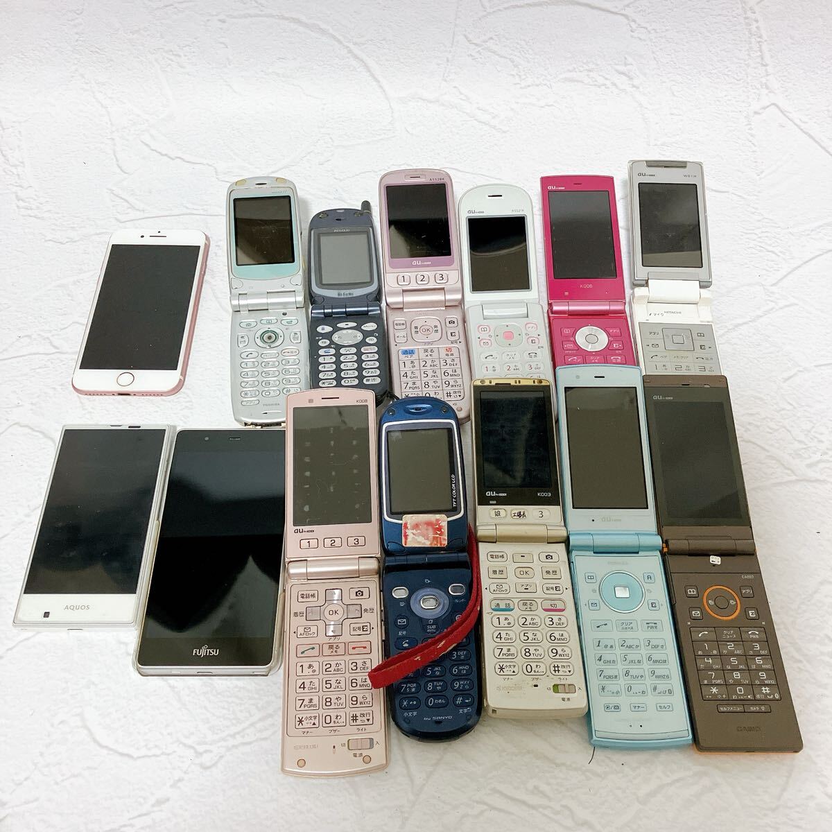 Yahoo!オークション - 「ジャンク ガラケー」au (携帯電話本体) の落札