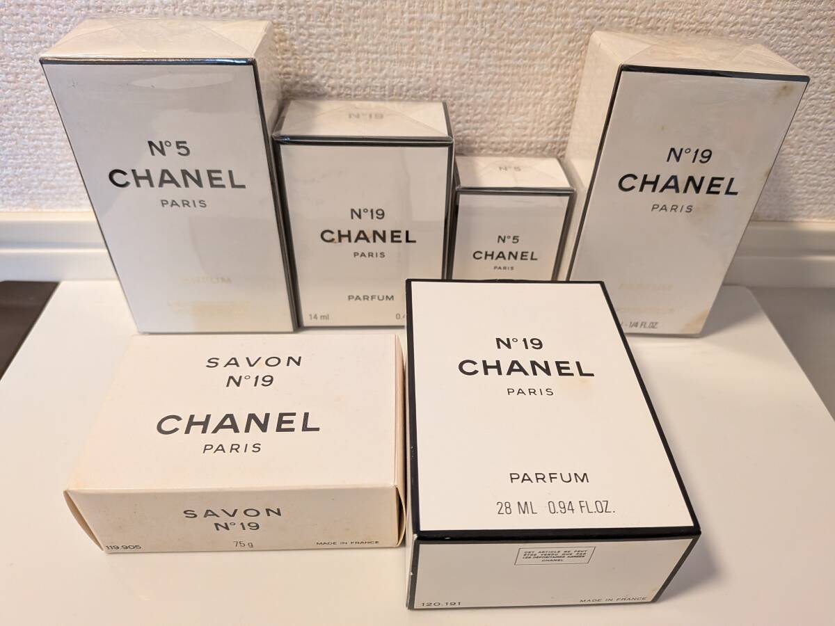 Yahoo!オークション -「シャネル香水19番」の落札相場・落札価格
