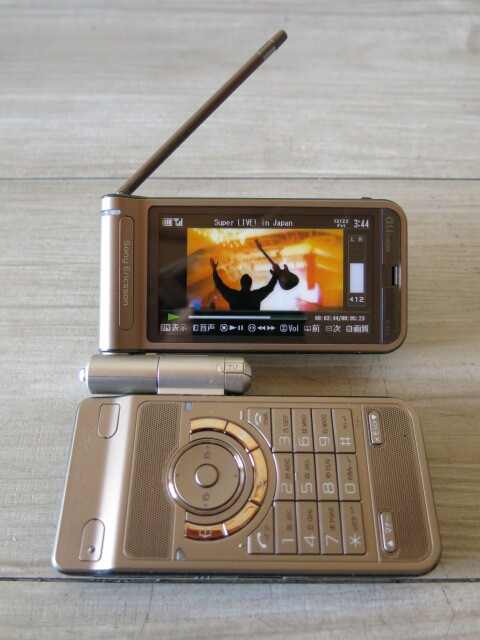 Yahoo!オークション - 「携帯モックアップ」モックアップ (携帯電話