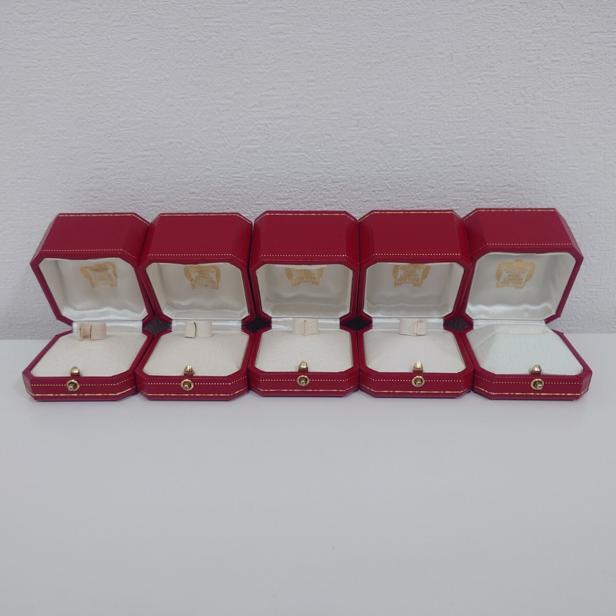 Yahoo!オークション - 「カルティエ 空箱」の落札相場・落札価格