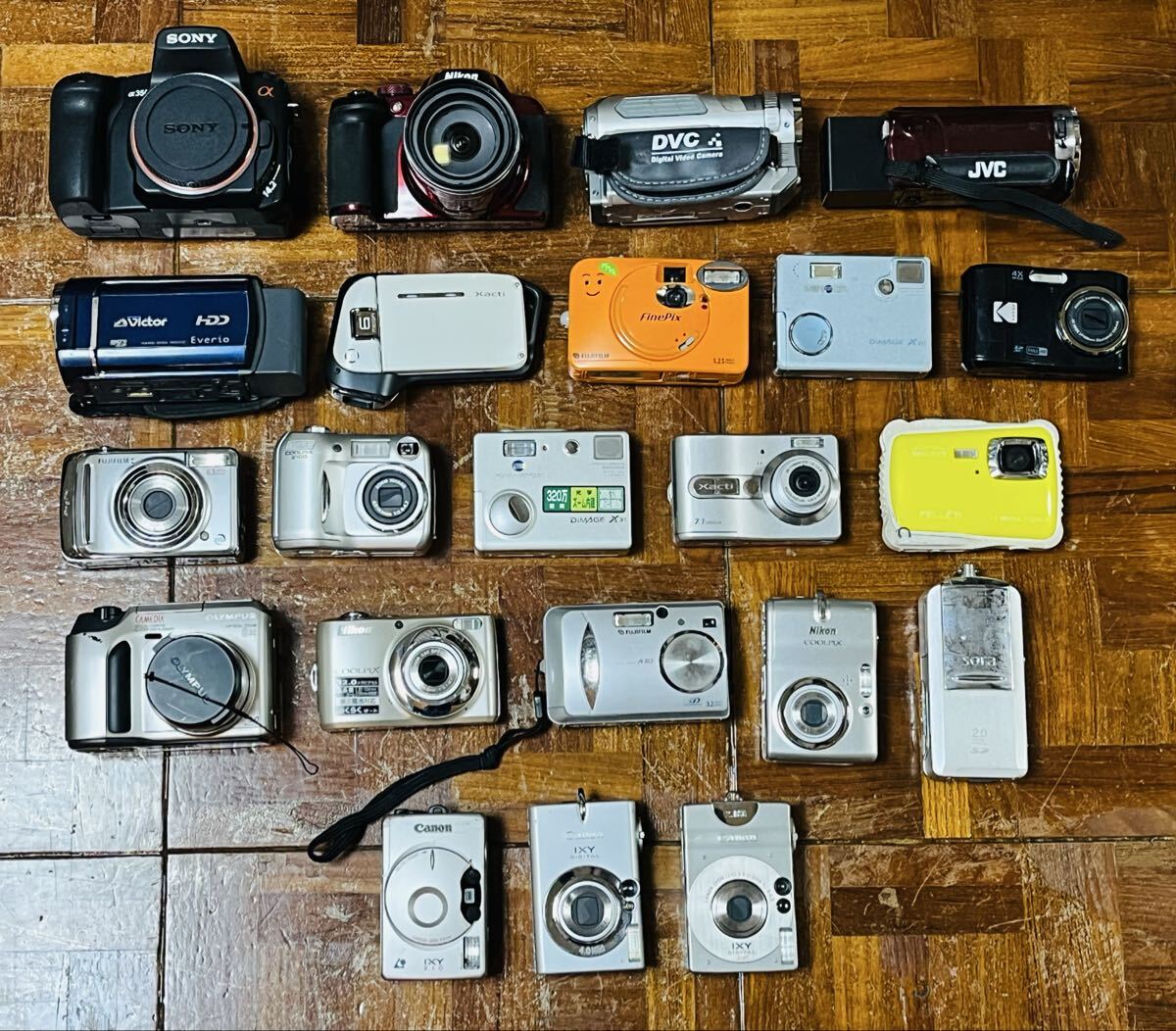 Yahoo!オークション -「大量まとめ売り」(デジタルカメラ) (カメラ