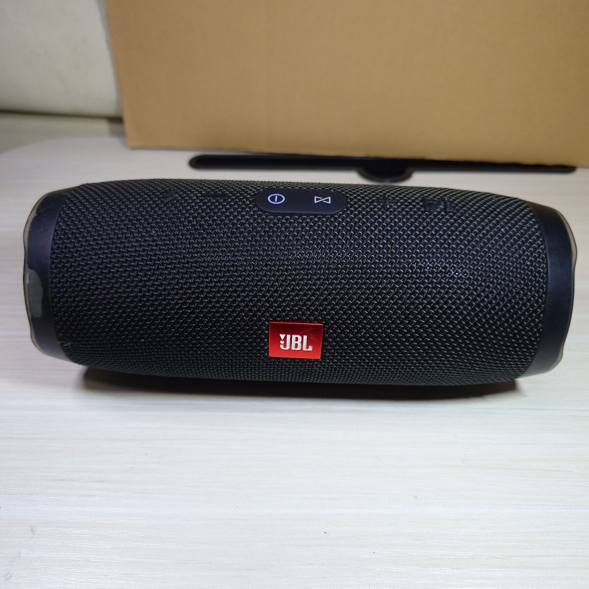 Yahoo!オークション -「jbl charge3」の落札相場・落札価格