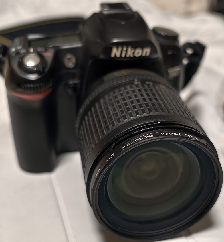 ニコン D80 AF-S DX18-135G レンズキット オークション比較 - 価格.com