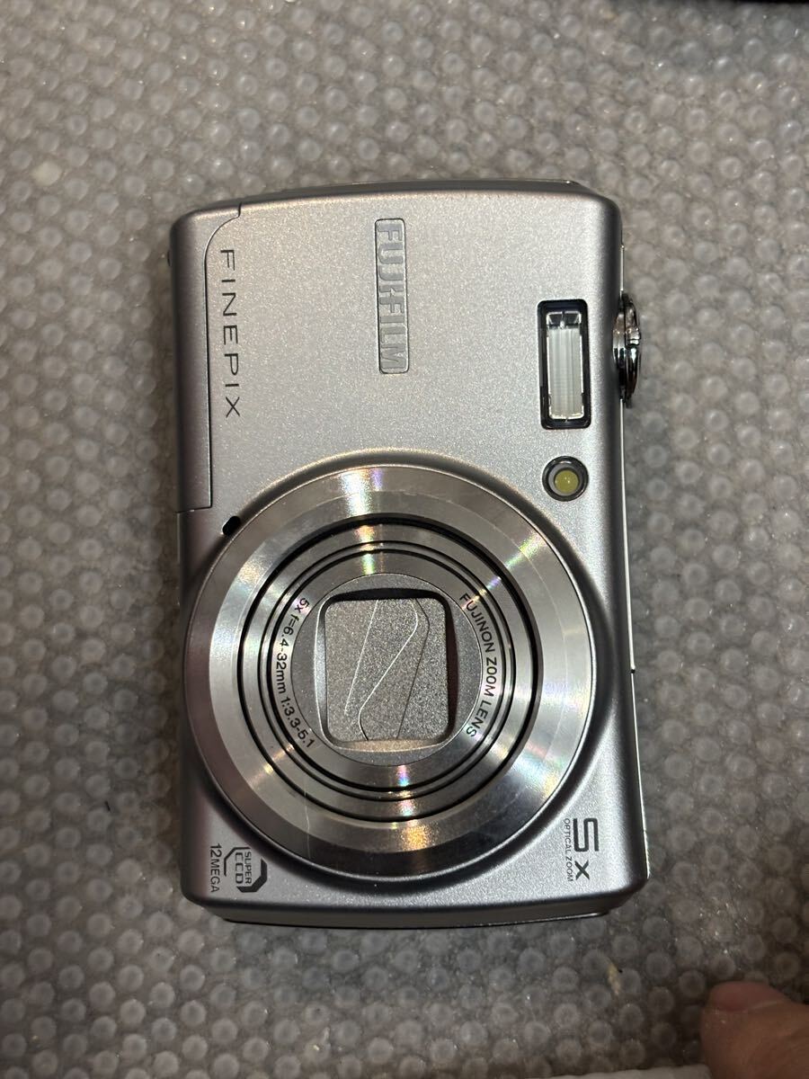 Yahoo!オークション - 「finepix f100fd」の落札相場・落札価格