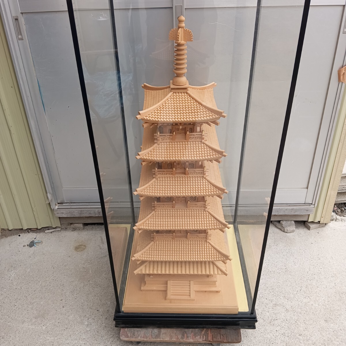 Yahoo!オークション -「五重塔 置物」の落札相場・落札価格