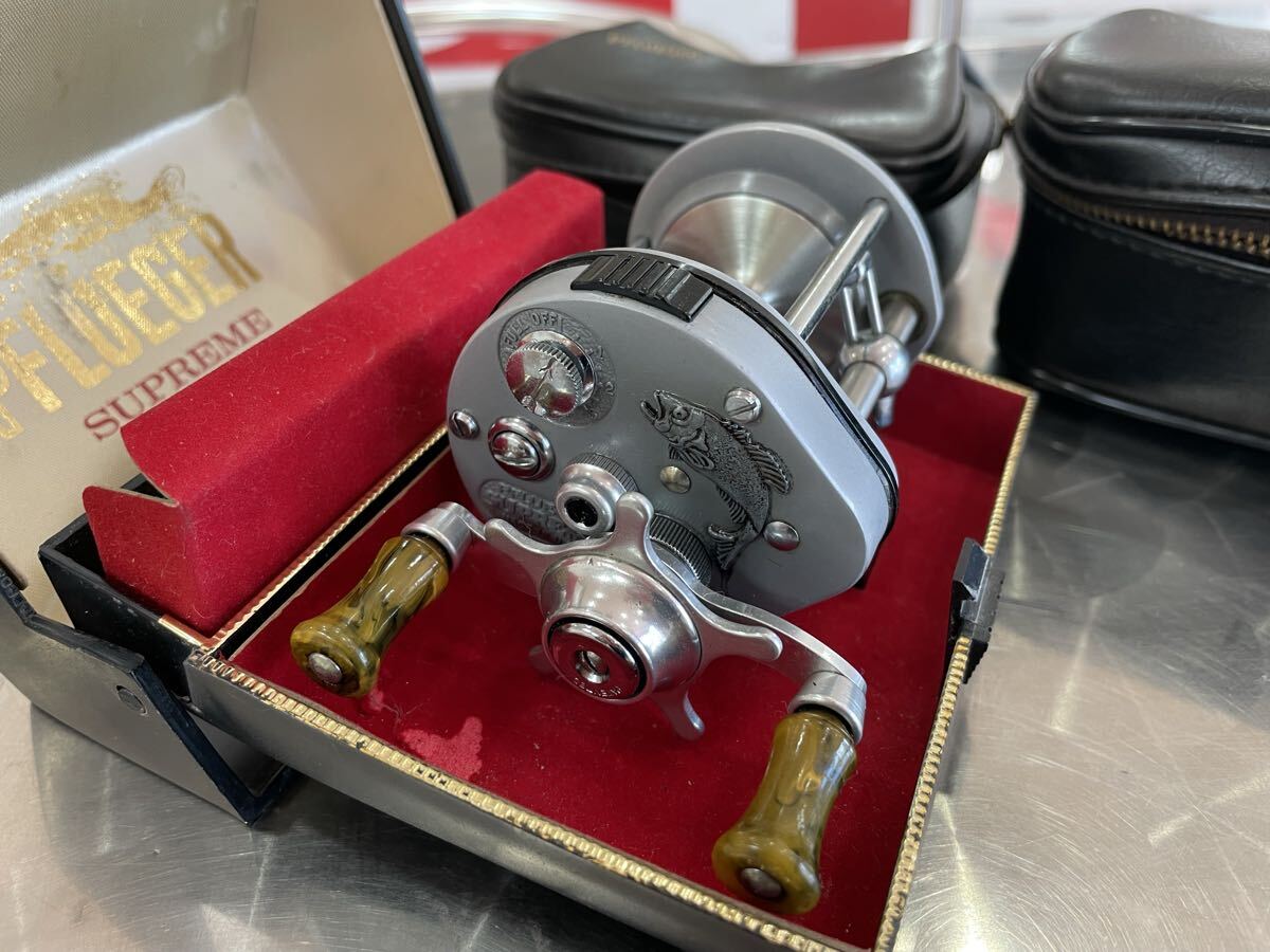 Yahoo!オークション -「フルーガー シュプリーム」の落札相場・落札価格