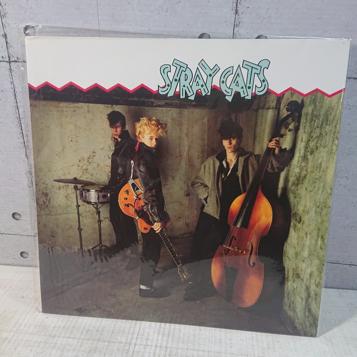 Yahoo!オークション -「ストレイキャッツ」(レコード) の落札相場