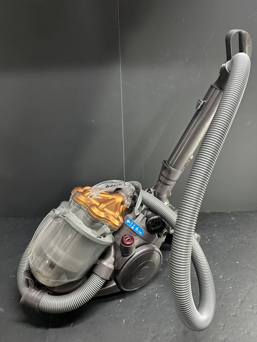 Yahoo!オークション -「ダイソン 掃除機」の落札相場・落札価格