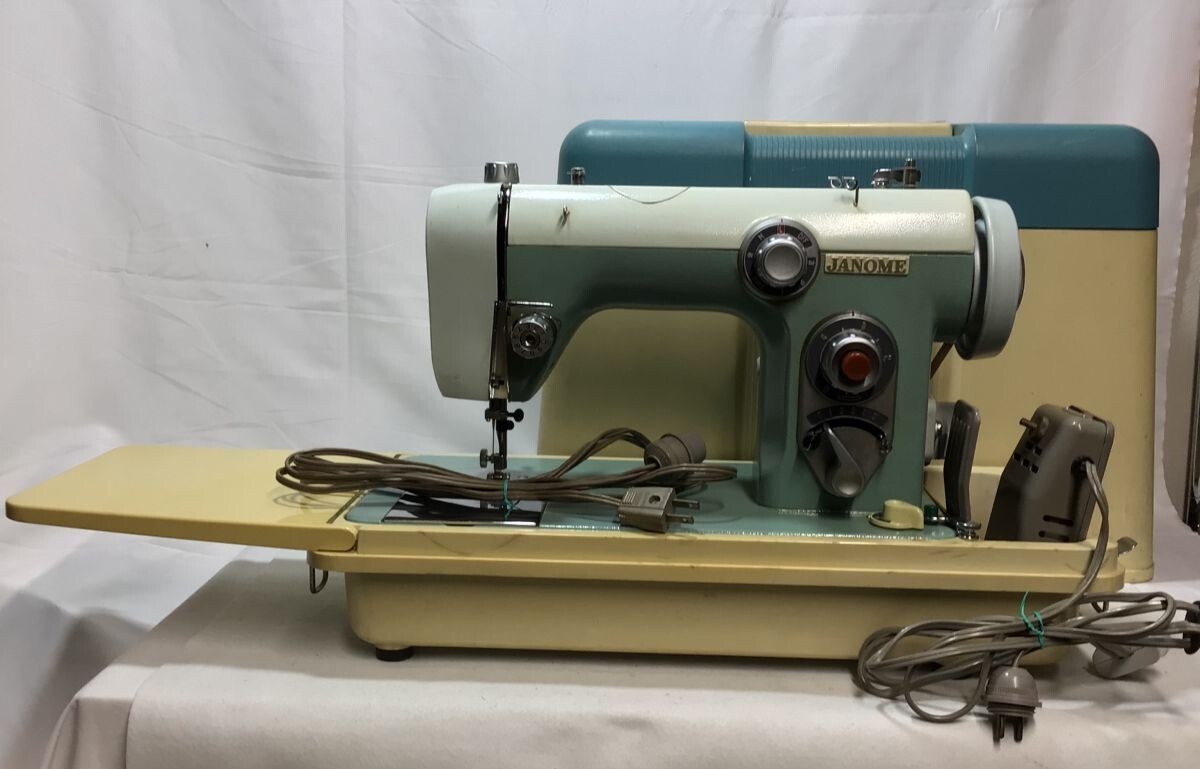Yahoo!オークション -「ジャノメミシン アンティーク」の落札相場