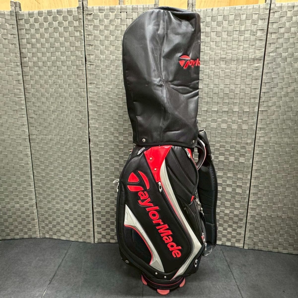 Yahoo!オークション -「(赤」(テーラーメイド) (キャディバッグ)の落札