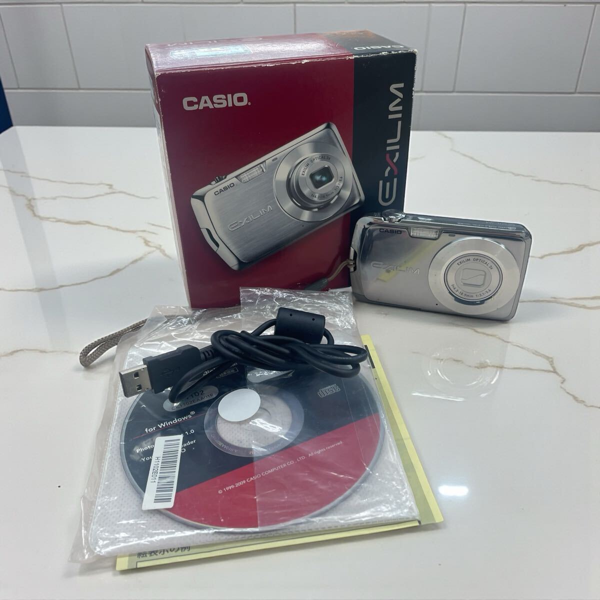 Yahoo!オークション -「exilim ex-z1」の落札相場・落札価格