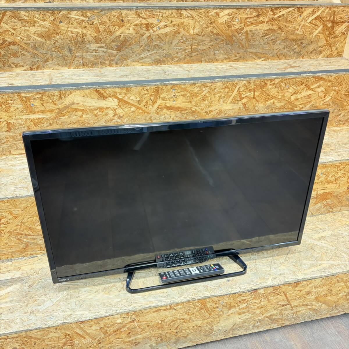 シャープ AQUOS LC-32E40 [32インチ] オークション比較 - 価格.com
