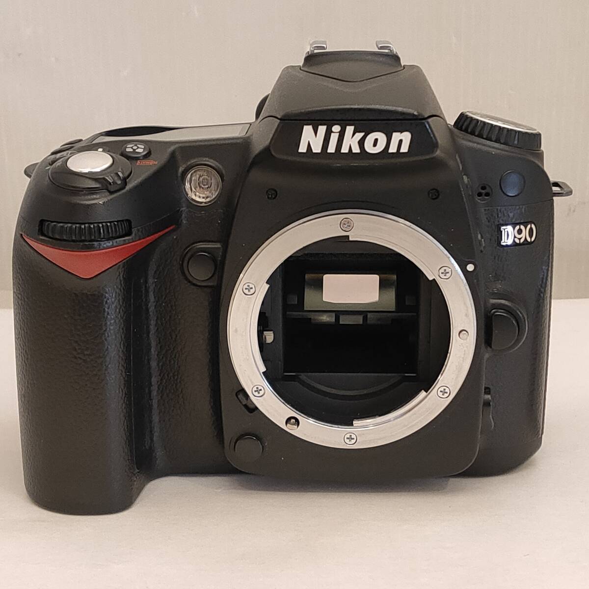 Yahoo!オークション -「nikon d90 ボディ」の落札相場・落札価格