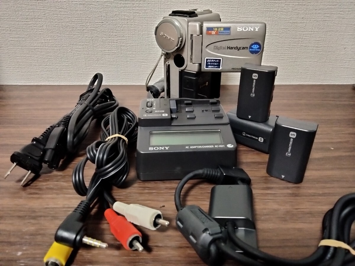 Yahoo!オークション -「dcr-pc3」の落札相場・落札価格