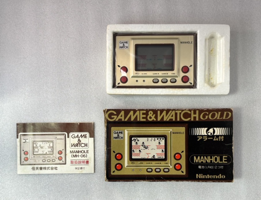 Yahoo!オークション -「ゲームウォッチ マンホール」の落札相場・落札価格
