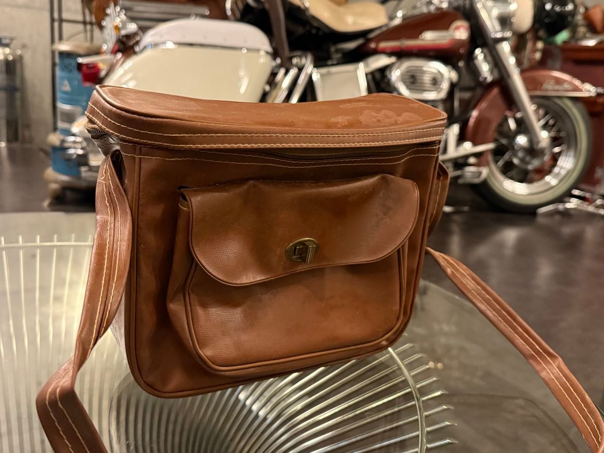 Yahoo!オークション - 「ライカ」バッグ (ケース、バッグ) の落札相場