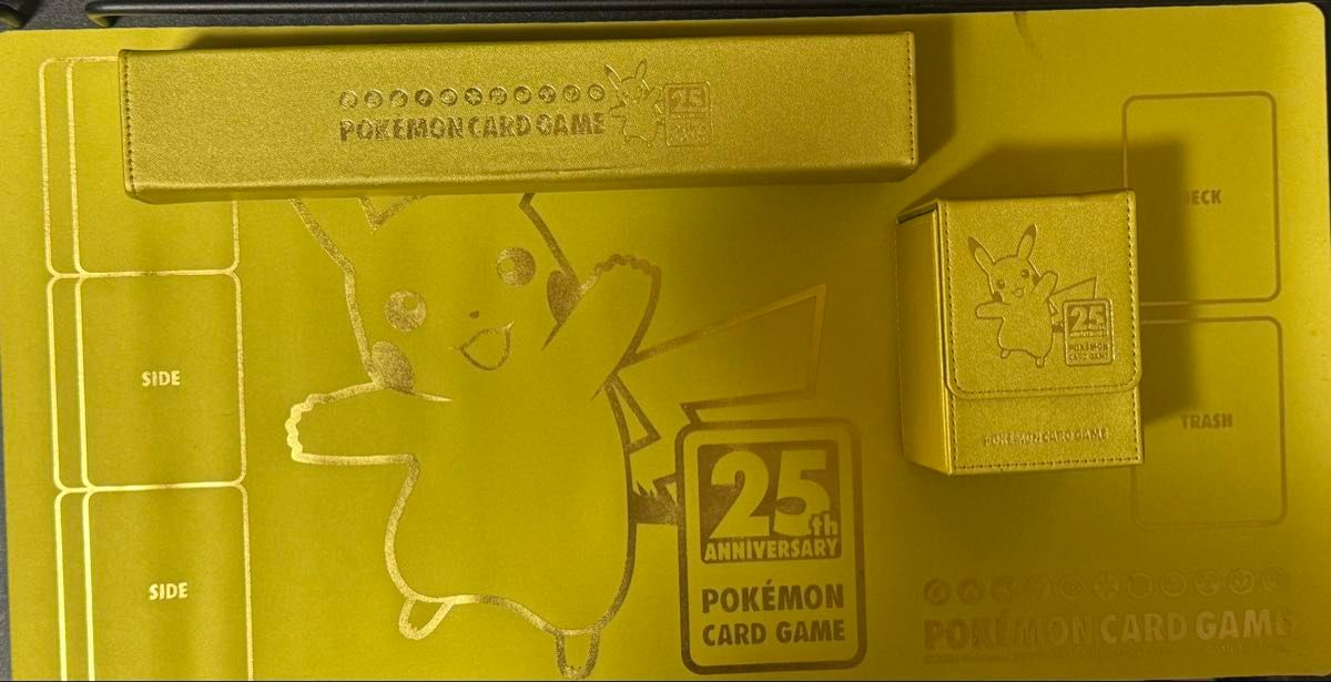 ポケカ 25th ゴールデンボックス プレイマット ケース 1セット｜Yahoo