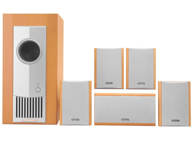 パイオニア、木目調のコンパクトな5.1chスピーカーセット