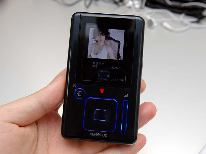 ケンウッド、カラー液晶搭載の20GB HDDプレーヤー