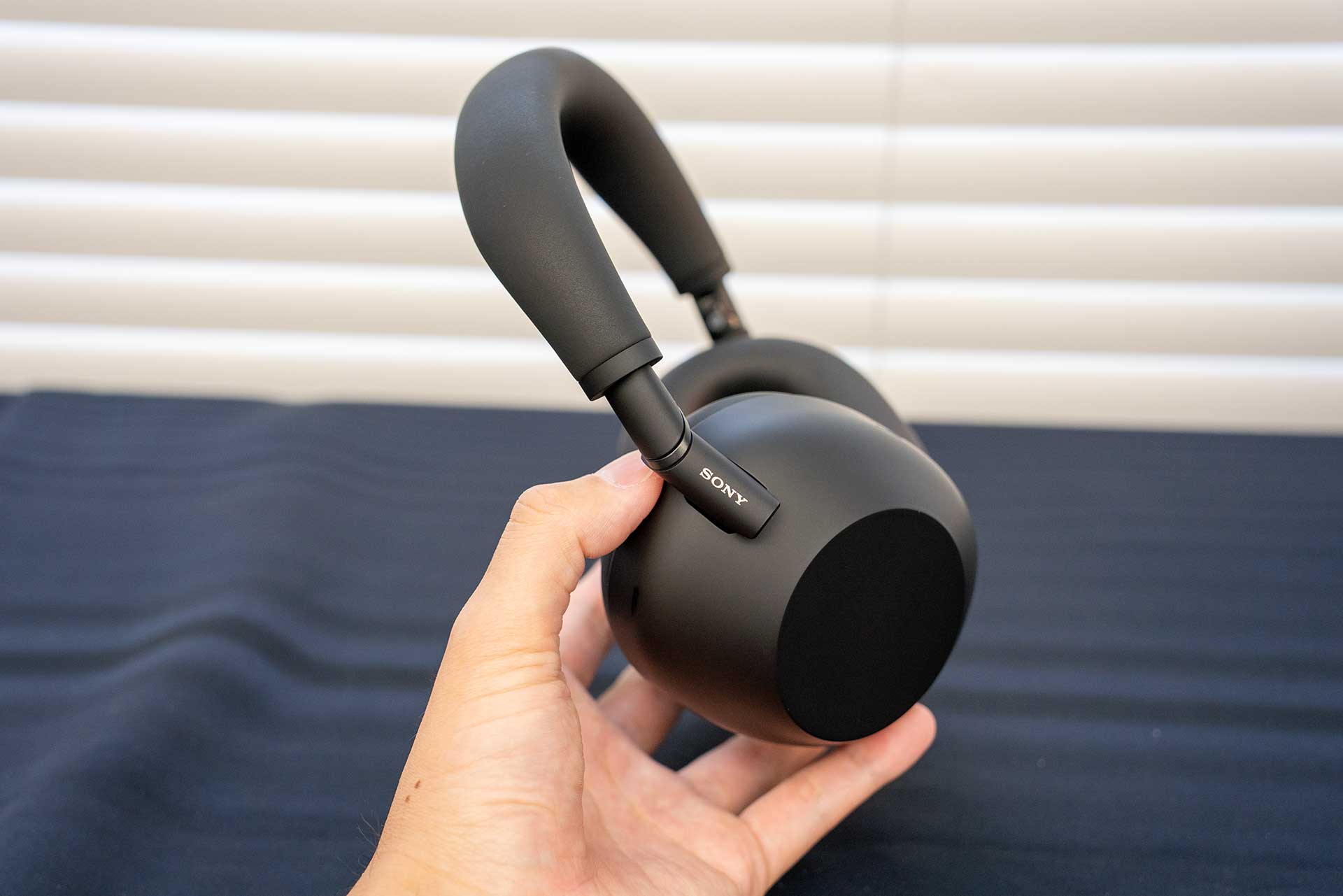 ソニー最上位ヘッドフォン「WH-1000XM6」。サウンドエンジニアと高音質