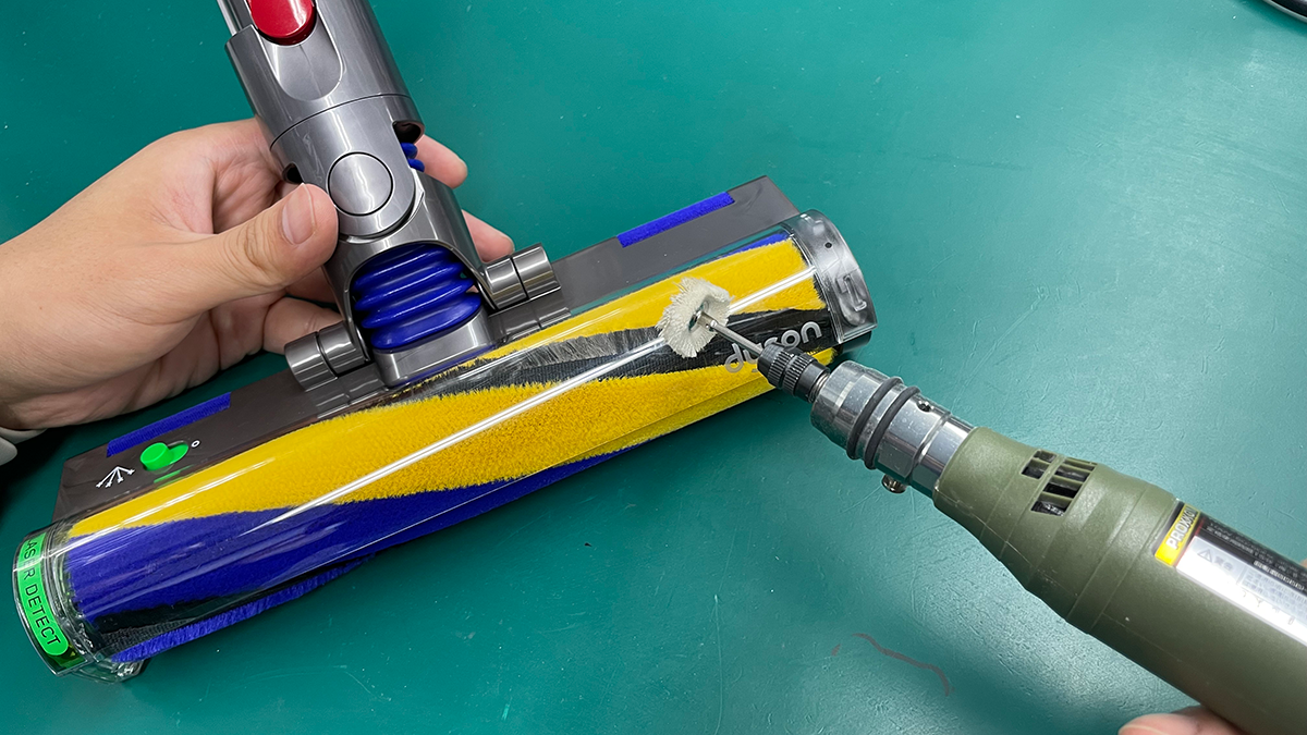 中古美品]Dyson レーザーslim fluffyクリーナーヘッド(V12) ダイソン