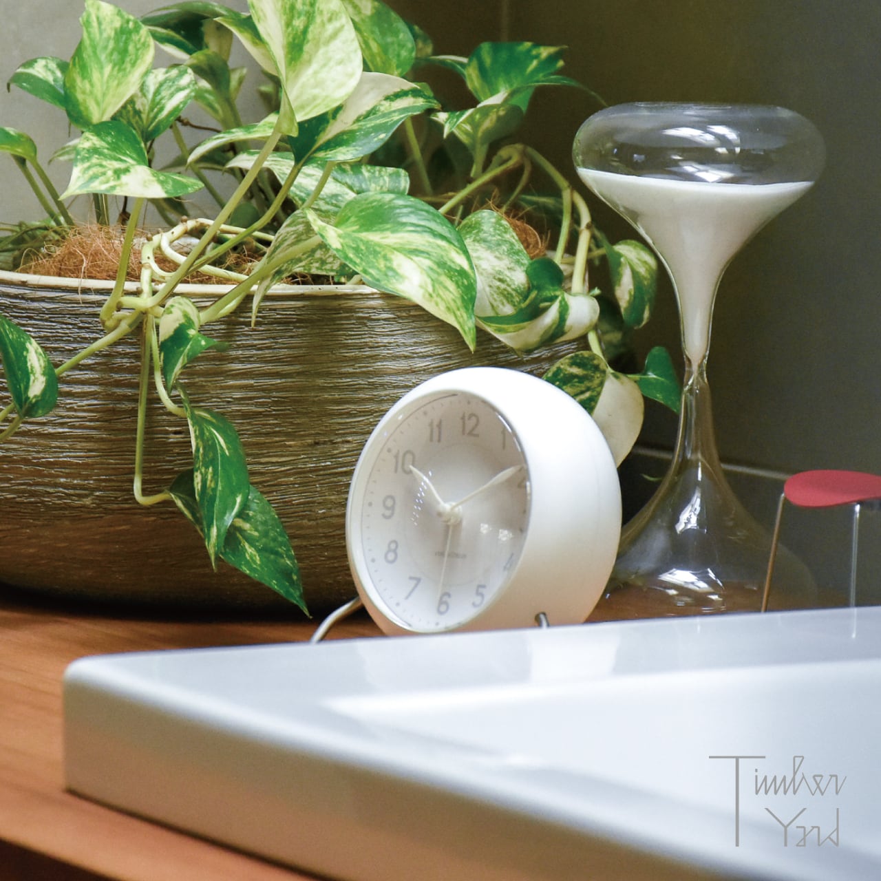 数量限定】Table Clock / STATION Bellevue / Φ110mm / ARNE JACOBSEN