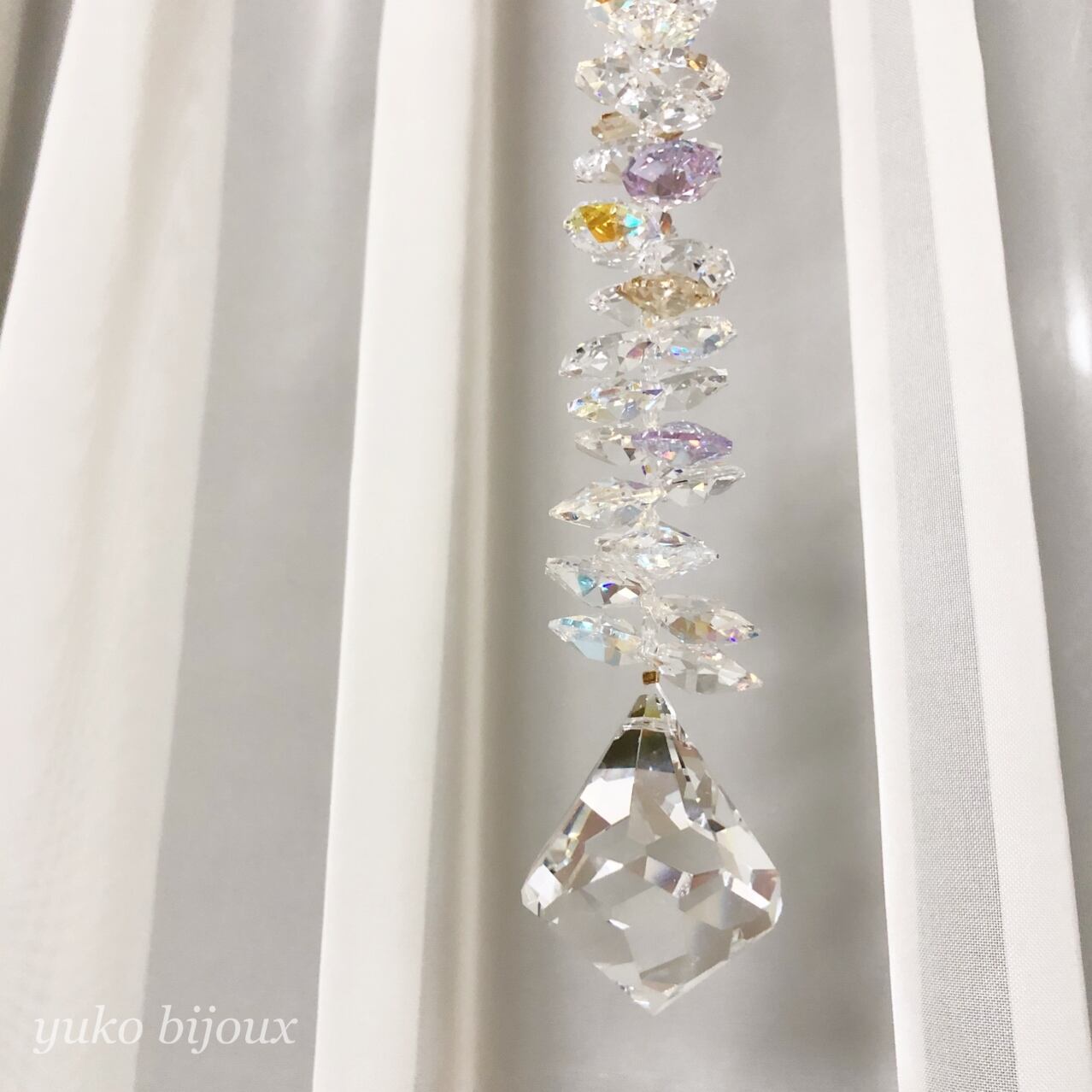 光りのオクタゴンタワー】スワロフスキーサンキャッチャー | Yuko