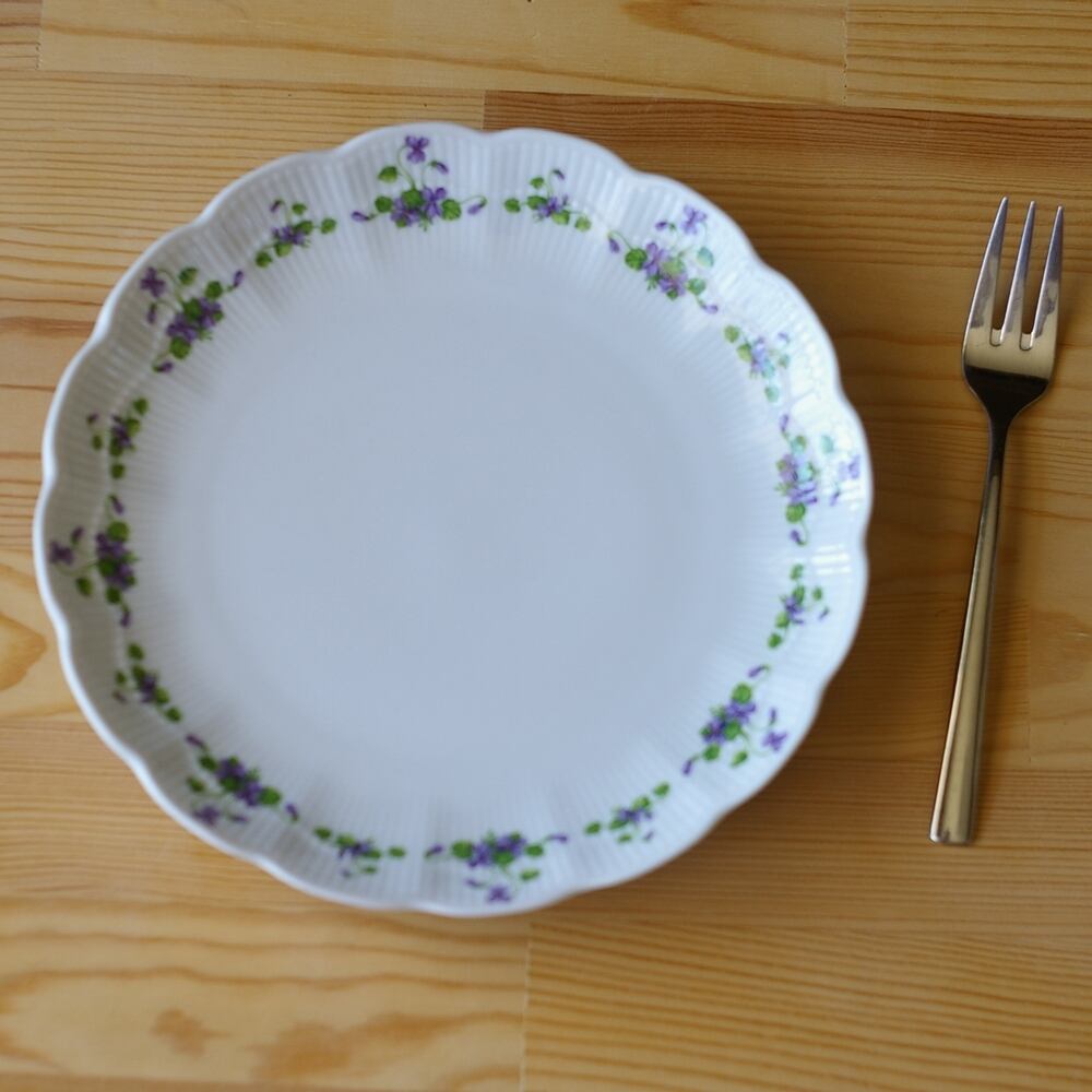 西ドイツ製ヴィンテージ食器 Kaiser カイザー すみれの花柄 デザート