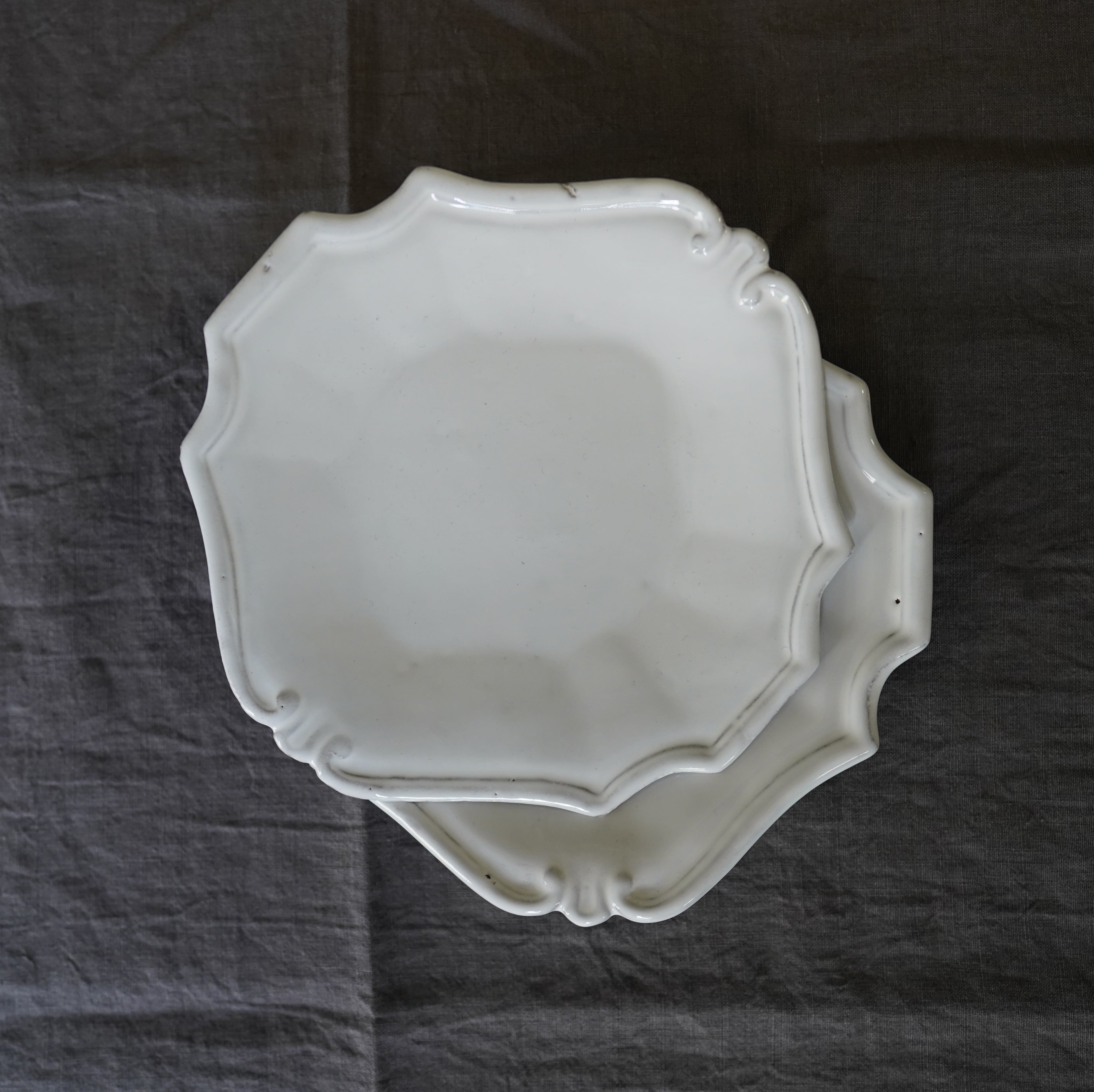 アスティエ・ド・ヴィラット ASTIER de VILLATTE プレート（レジェンス