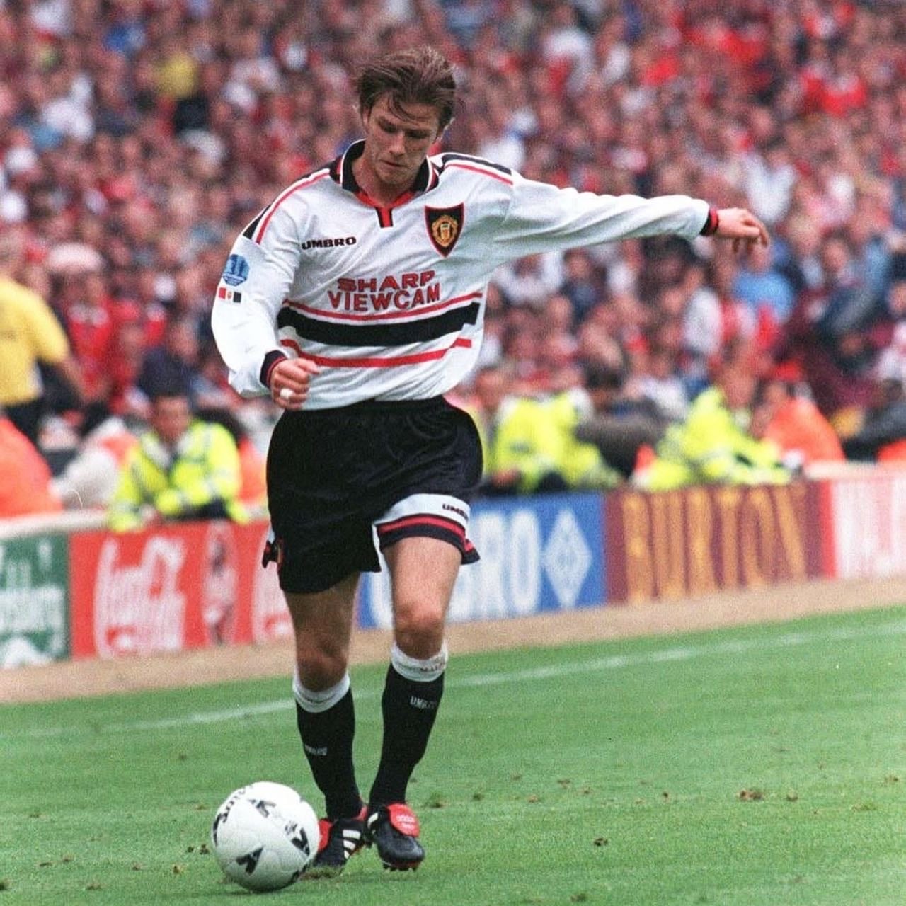 マンチェスター・ユナイテッド BECKHAM 7番 長袖シャツ BECKHAM 7