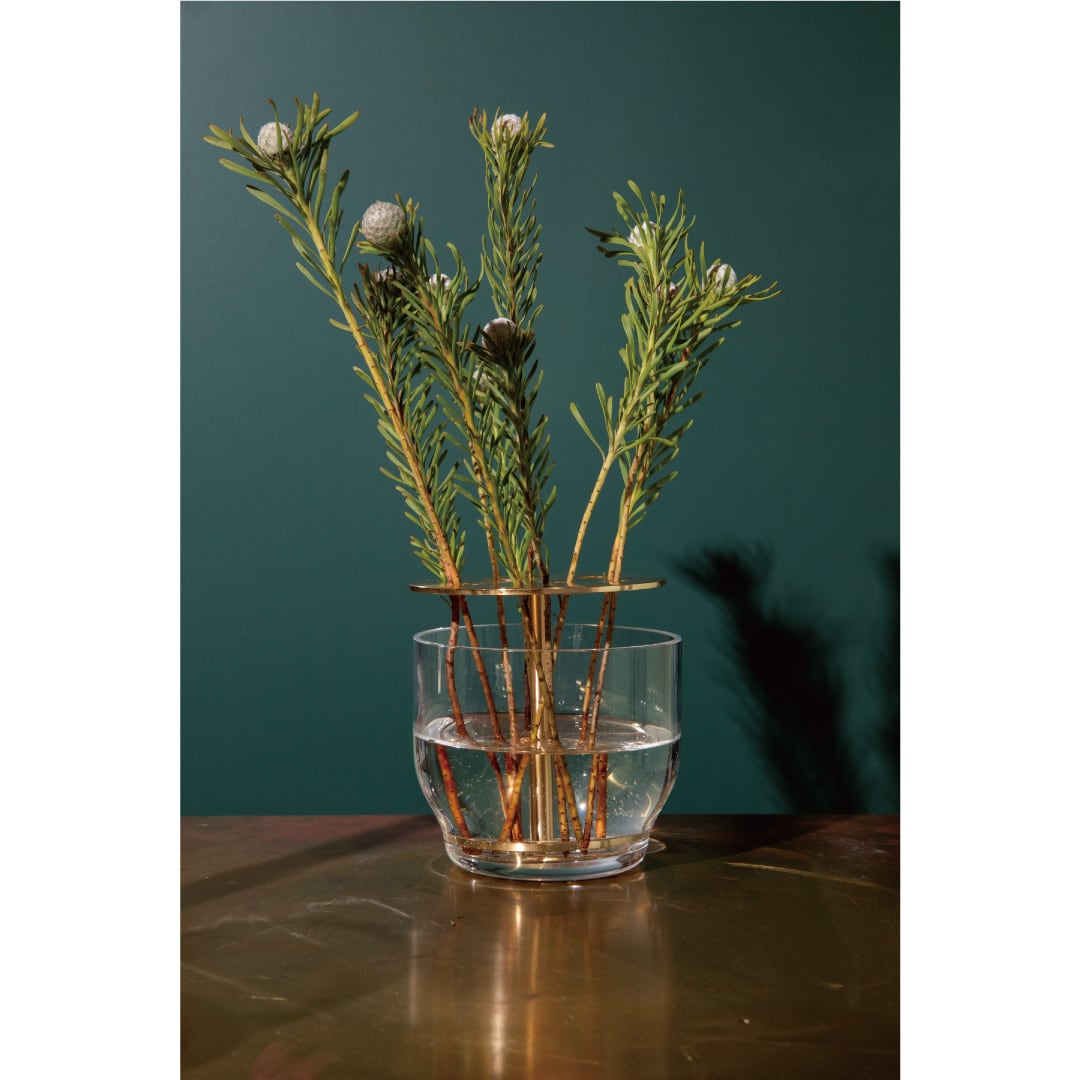 IKEBANA VASE SMALL / 真鍮ラッカー / イケバナベース / スモール