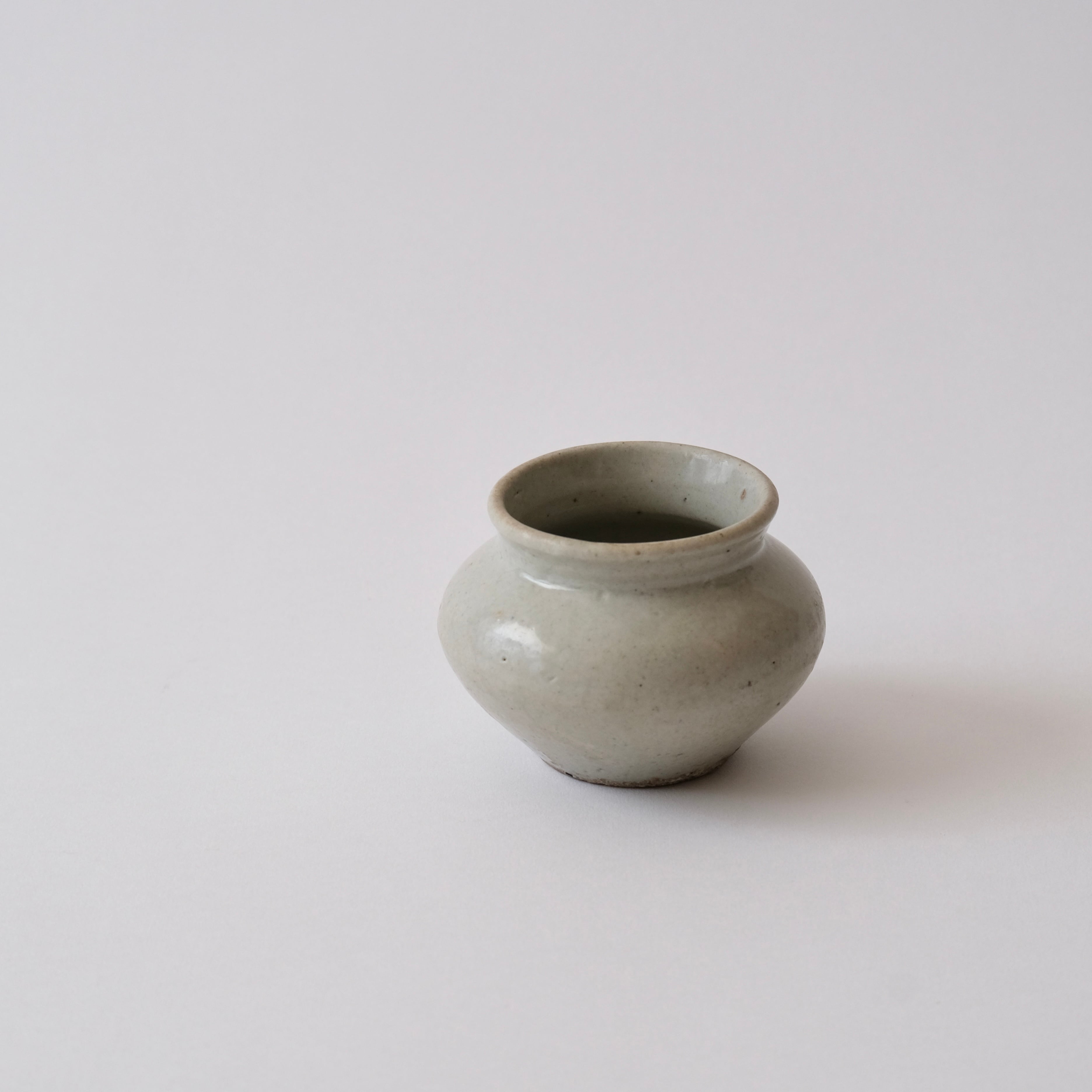 朝鮮白磁の小壺 | hanalm