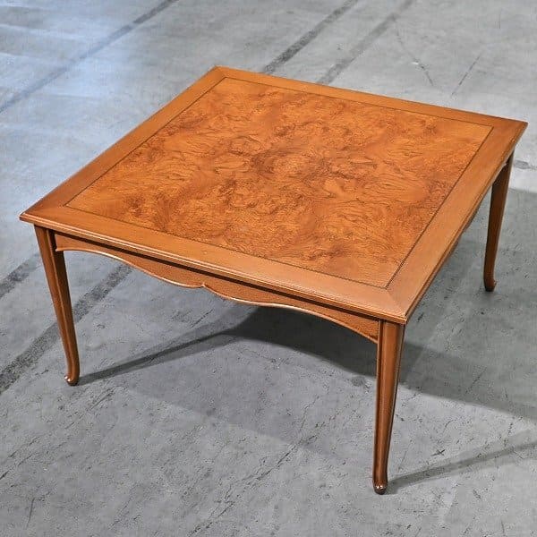 イタリア製 Medea センターテーブル ウォルナットバール材 リビング 机