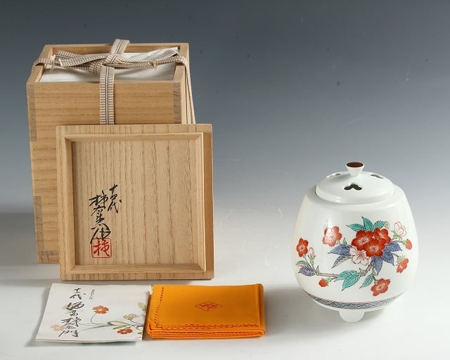 14代 酒井田柿右衛門 濁手 桜文 香炉 人間国宝 本人作 dbsy10944-9