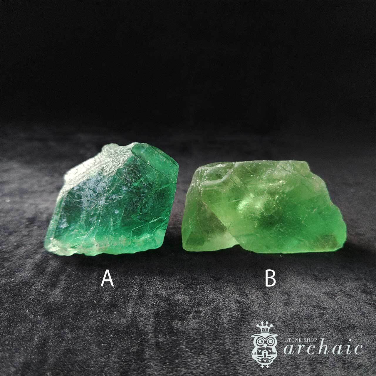グリーンフローライトの原石（2種） | ストーンショップアルカイック