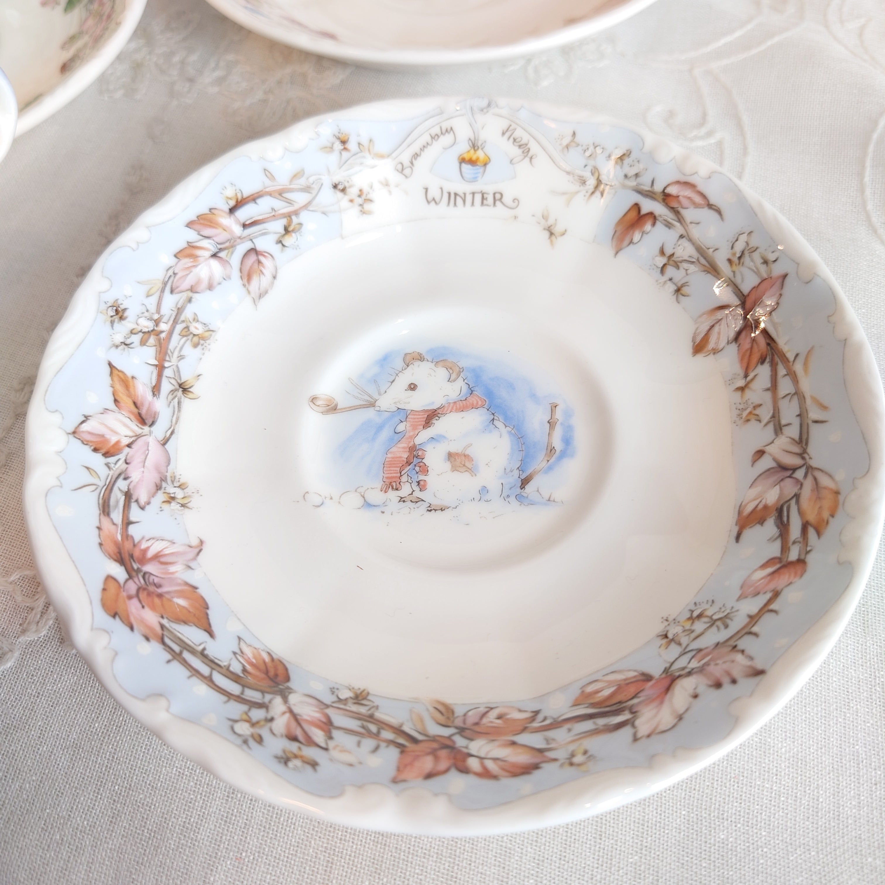 ロイヤルドルトン ブランブリーヘッジ カップ＆ソーサー 四季シリーズ