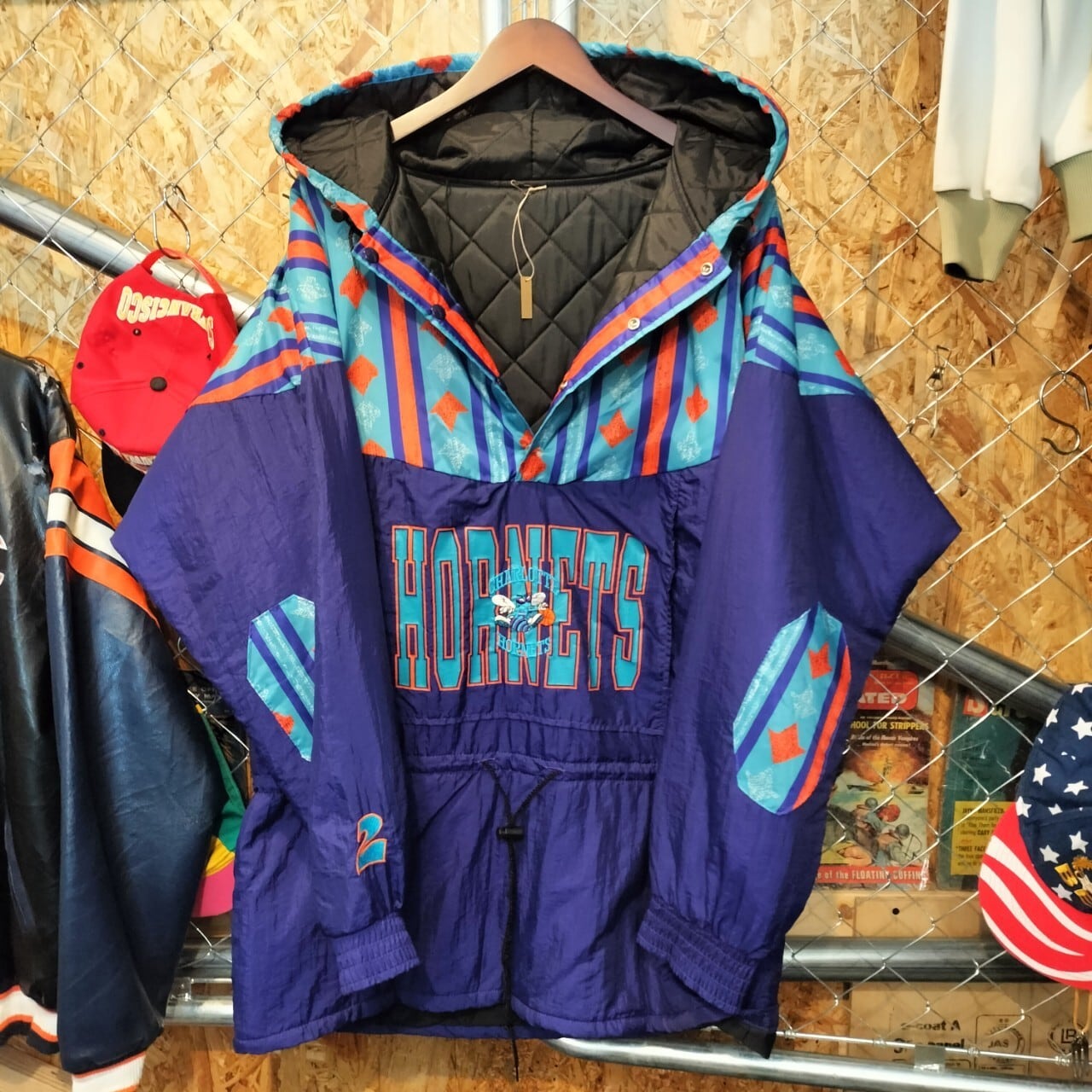 TWO HYPE 90s USA製 ヴィンテージ NBA シャーロットホーネッツ 中綿