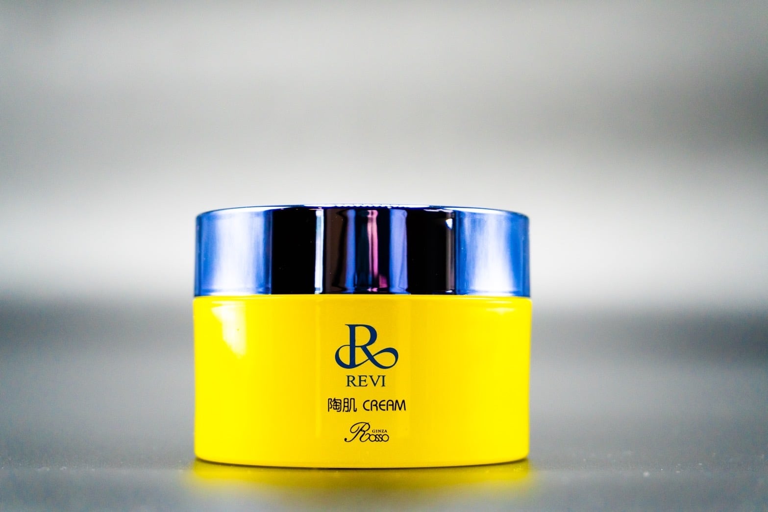 最先端美容】延髄スプレーガンセット (陶肌セラム30本つき） | REVI