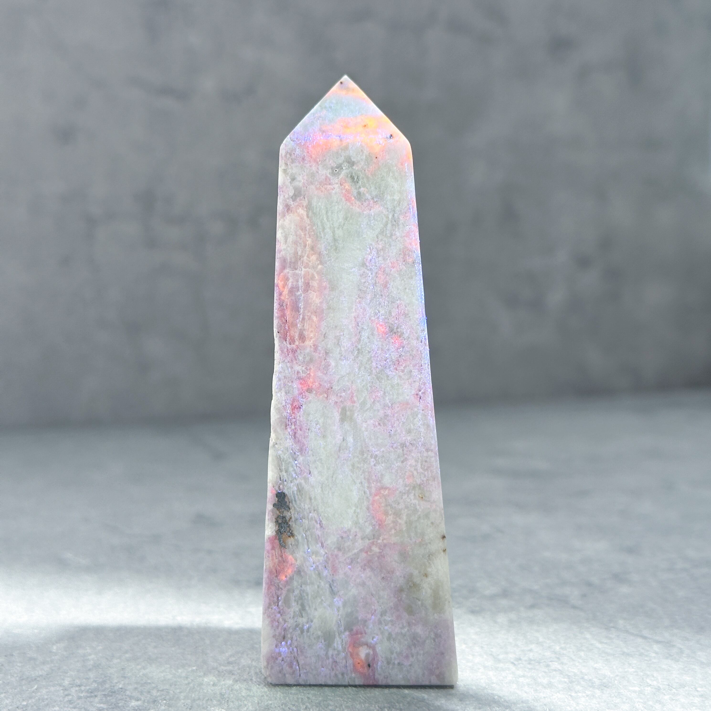 ハックマナイト タワー型06◇Hackmanite ◇天然石・鉱物