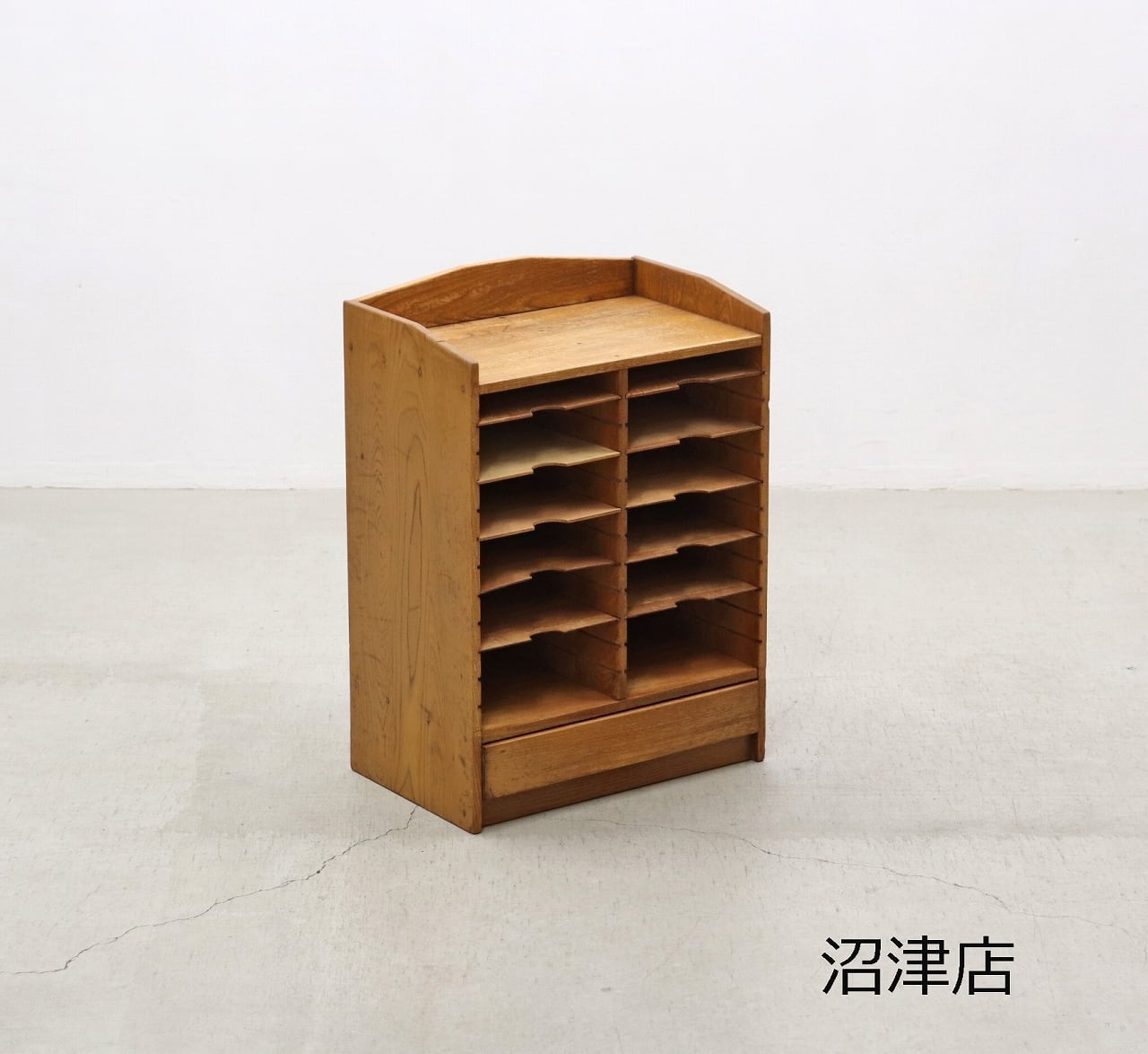 沼津店】レトロ 書類ケース レターラック カルテケース 収納棚 仕切り