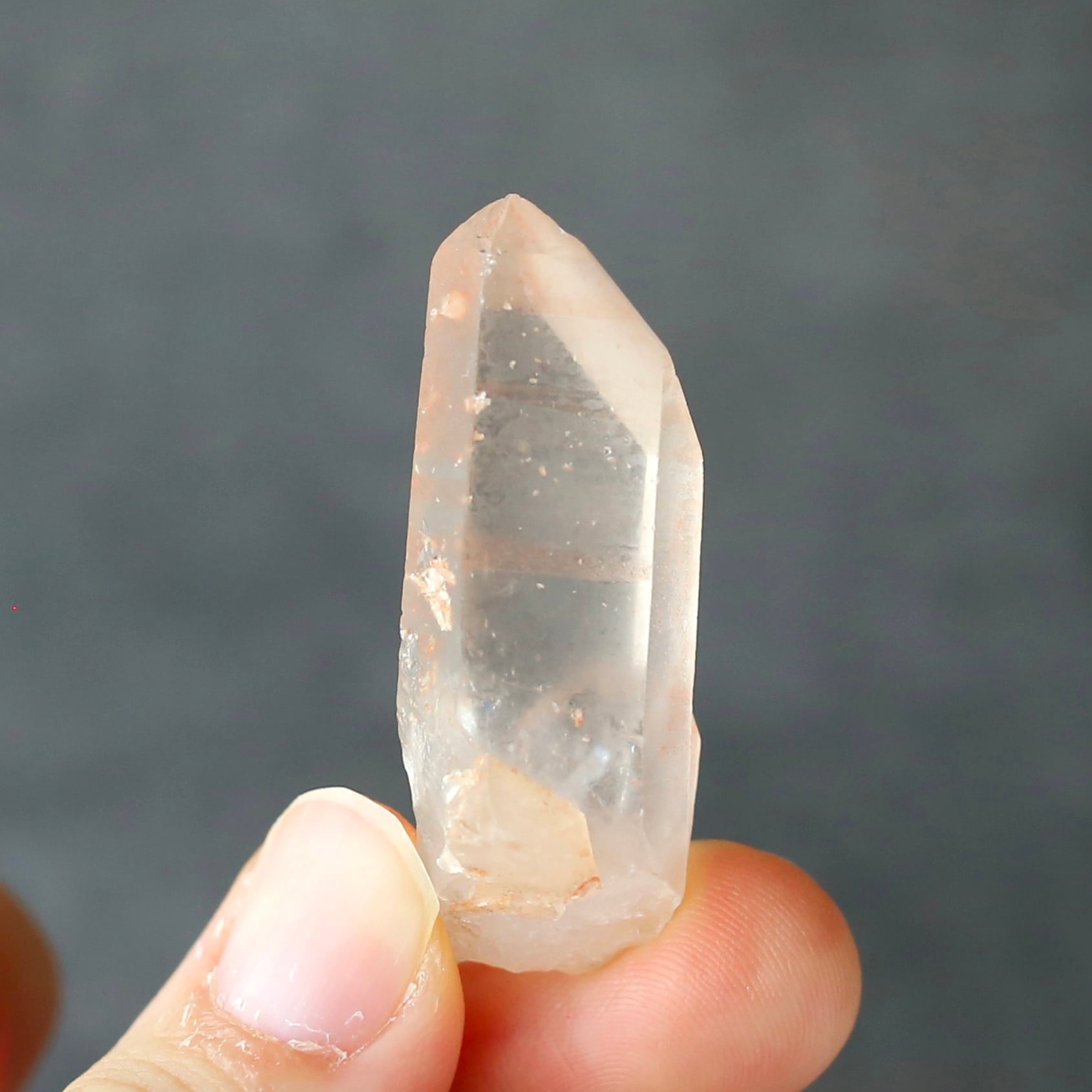 ピンクレムリアンシード クリスタル 水晶 鉱物 原石 希少 カブラル鉱山