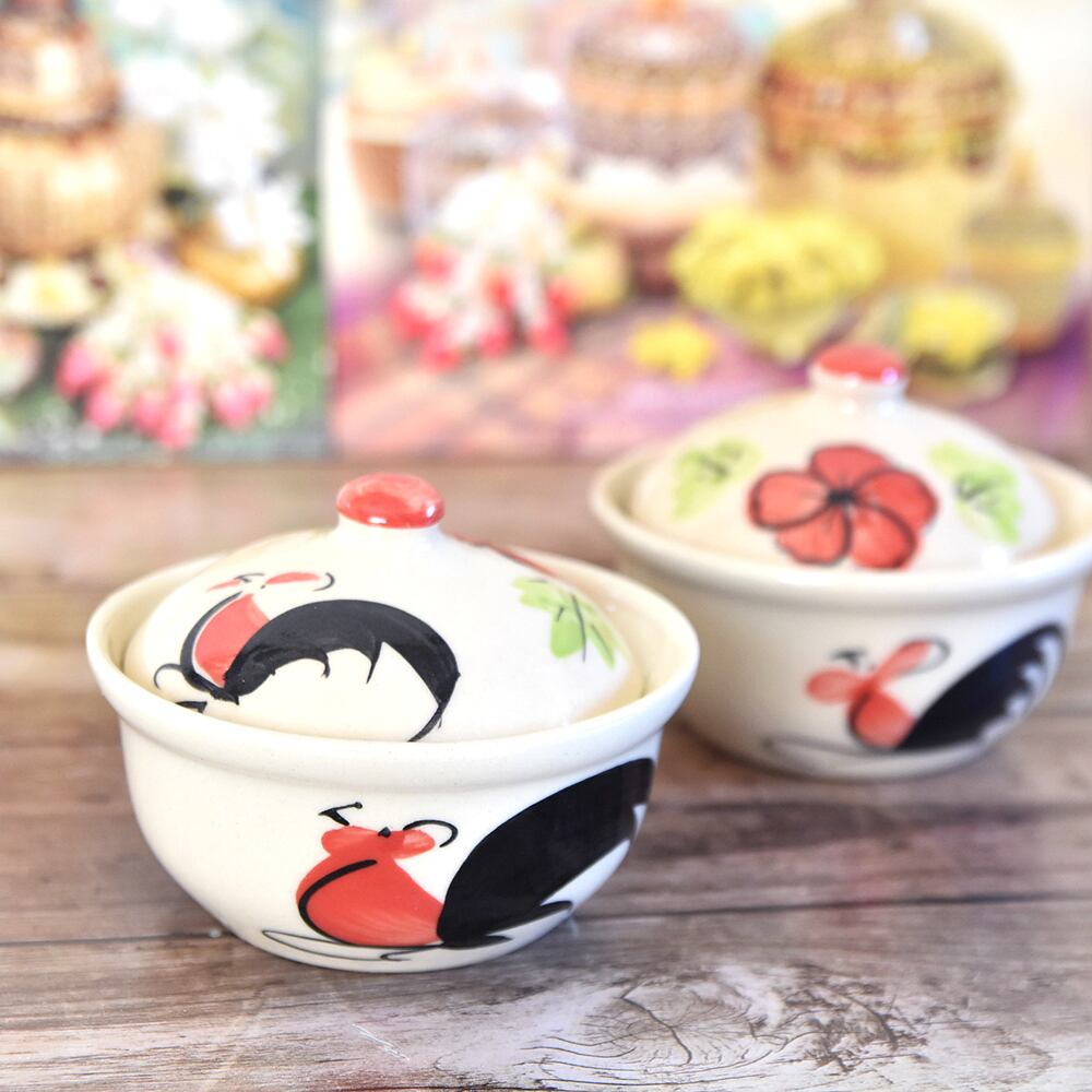 タイ ランパーン陶器 ニワトリ柄 蓋付きボウル （小鉢や薬味入れに） S