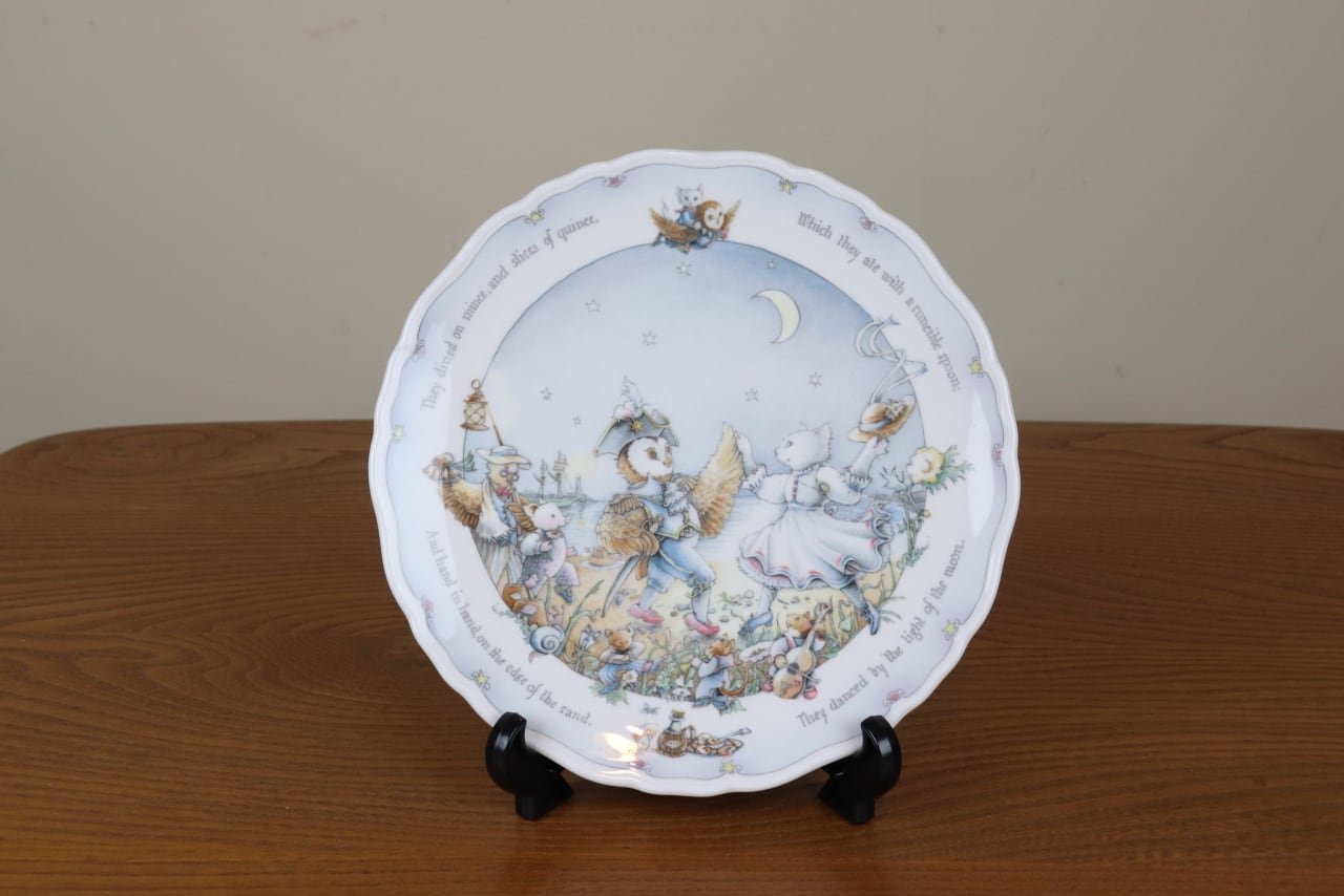 ロイヤルドルトン プレート フクロウと猫 ダンス 絵皿 飾り皿 イギリス