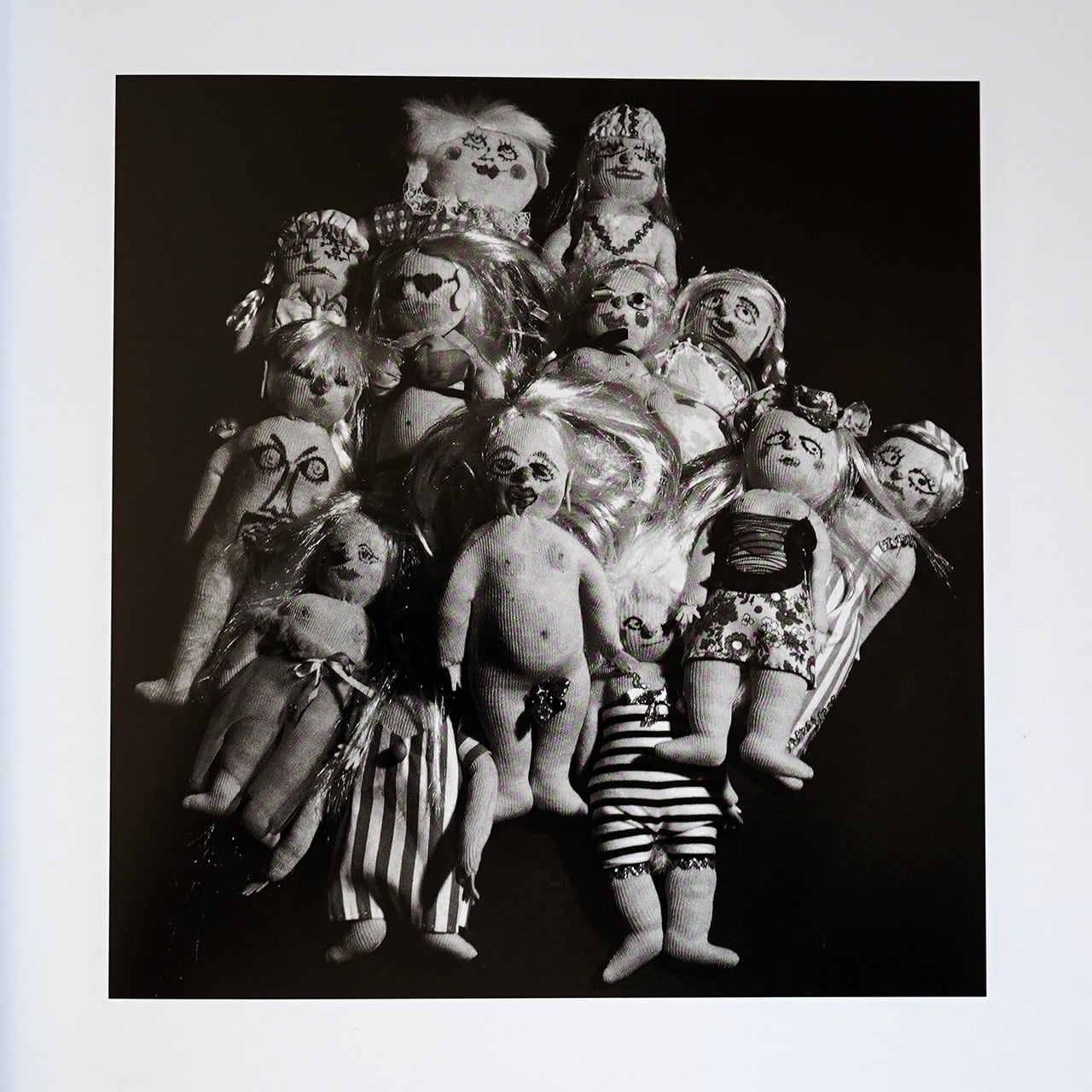 花泥棒 - 細江英公写真絵本 (署名入) 鴨居羊子・人形 / 早坂類・詩